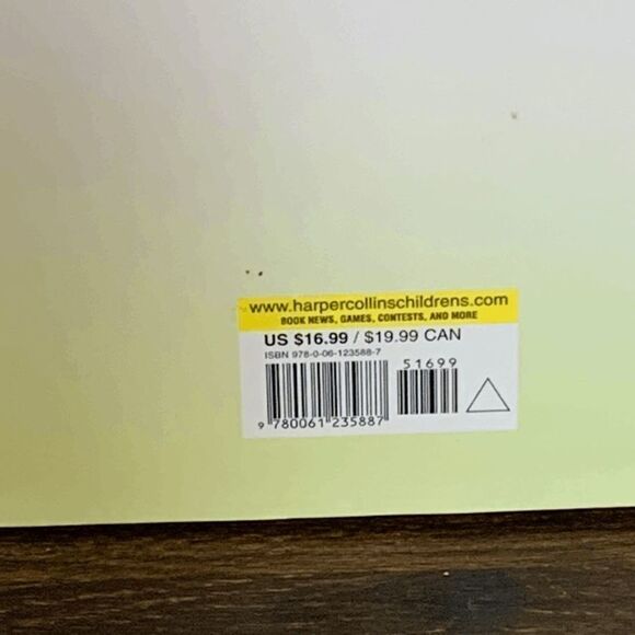 Scholastic Kid's Fancy Nancy Bonjour Butterfly By Jane O’Connor Hardbound Book - Picture 5 of 6